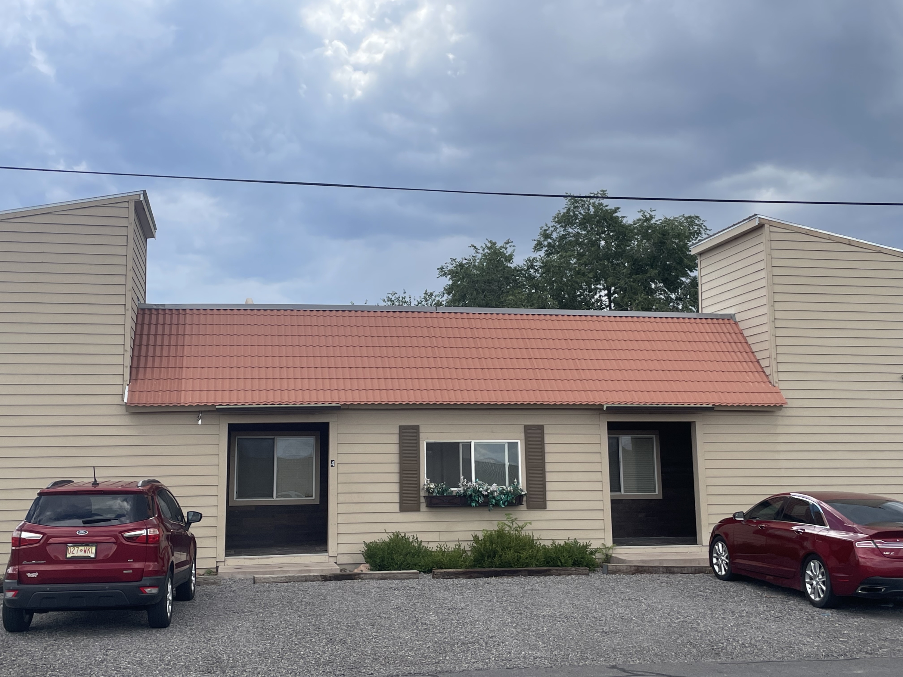 831 North Selig Avenue - 4