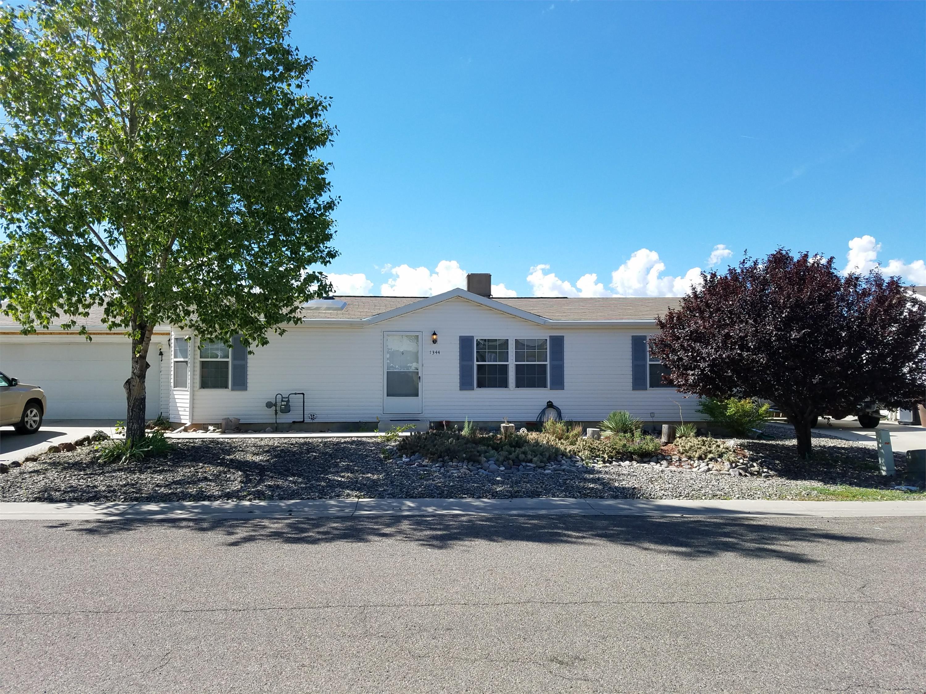 1344 Corral