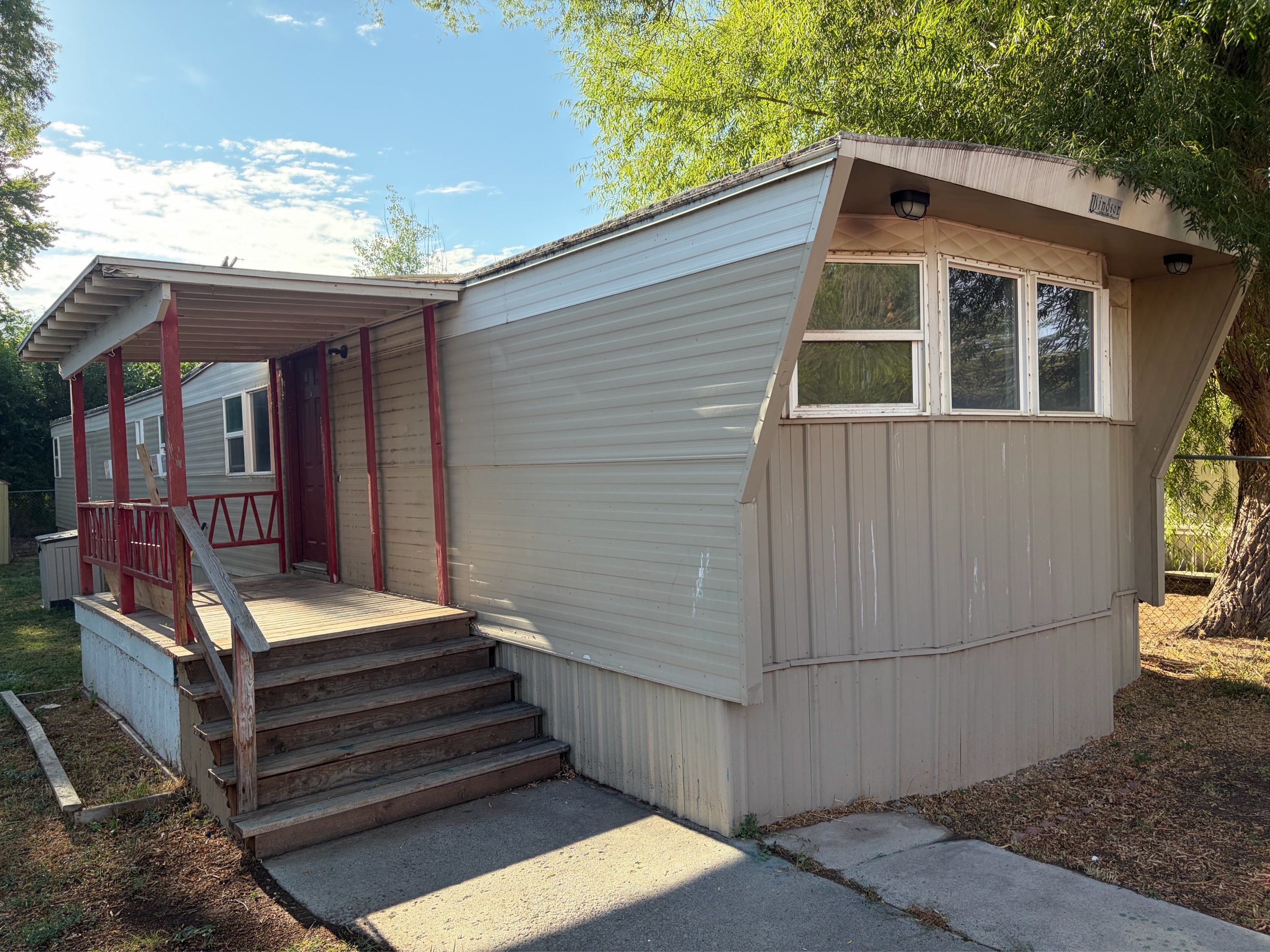 150 W 5th St - 2